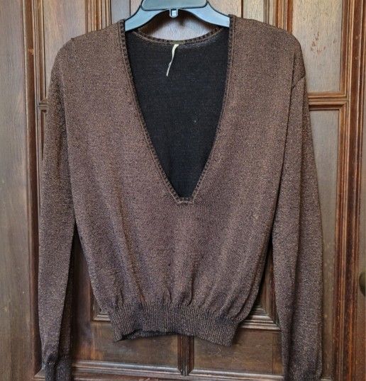Free People Metallic Sweater Deep V-Neck Women’s S/P Copper NWOT $98 Retail