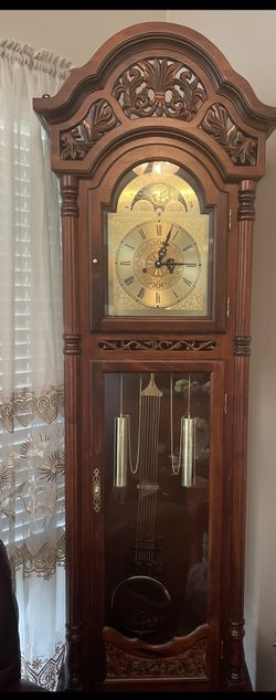 Grandfather Clock 