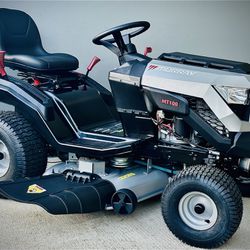 New Murray MT100 42 in. 13.5 HP 500cc E1350 Series Briggs and Stratton Engine 6-Speed Manual Gas Riding Lawn Tractor Mower