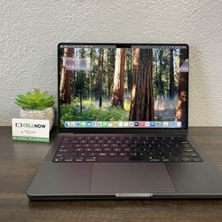 MacBook Pro 2023 M3 18 Gb Ram 512 GB SSD