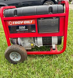 Troy-Bilt 5550 Watt Portable Generator