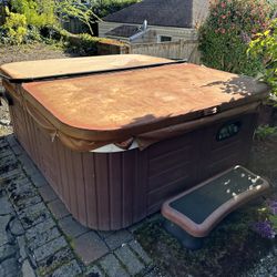 Free Outdoor Hot Tub