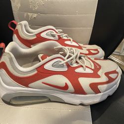 Nike Air Max 200 “University Red”