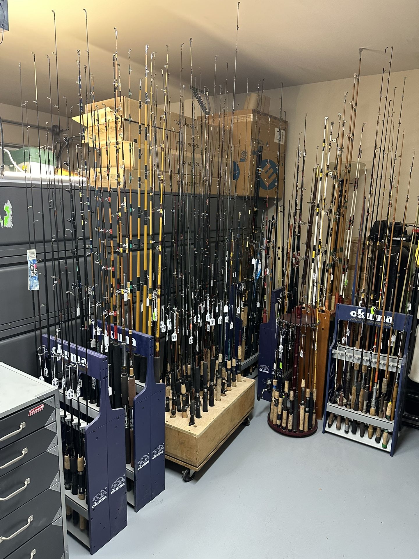 Lots of Vintage Collectible Fishing Gears,Tackles, Lures, Etc.