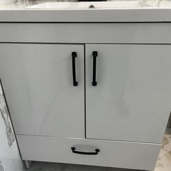 VANITY DRAWER NEW! 36”
