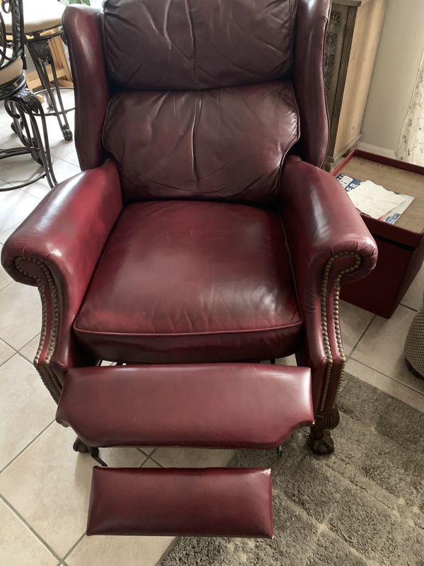 Leather recliner for Sale in Orlando, FL OfferUp