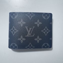 Pre-Owned - Louis Vuitton Black Monogram WALLET