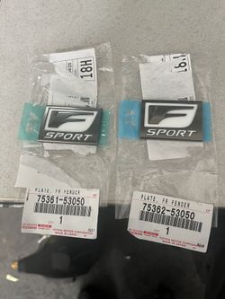 20-25 Lexus IS350 Fender Emblems 