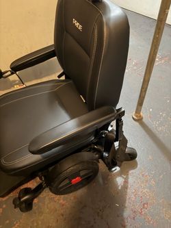 Jazzy Evo 614 Power Wheelchair