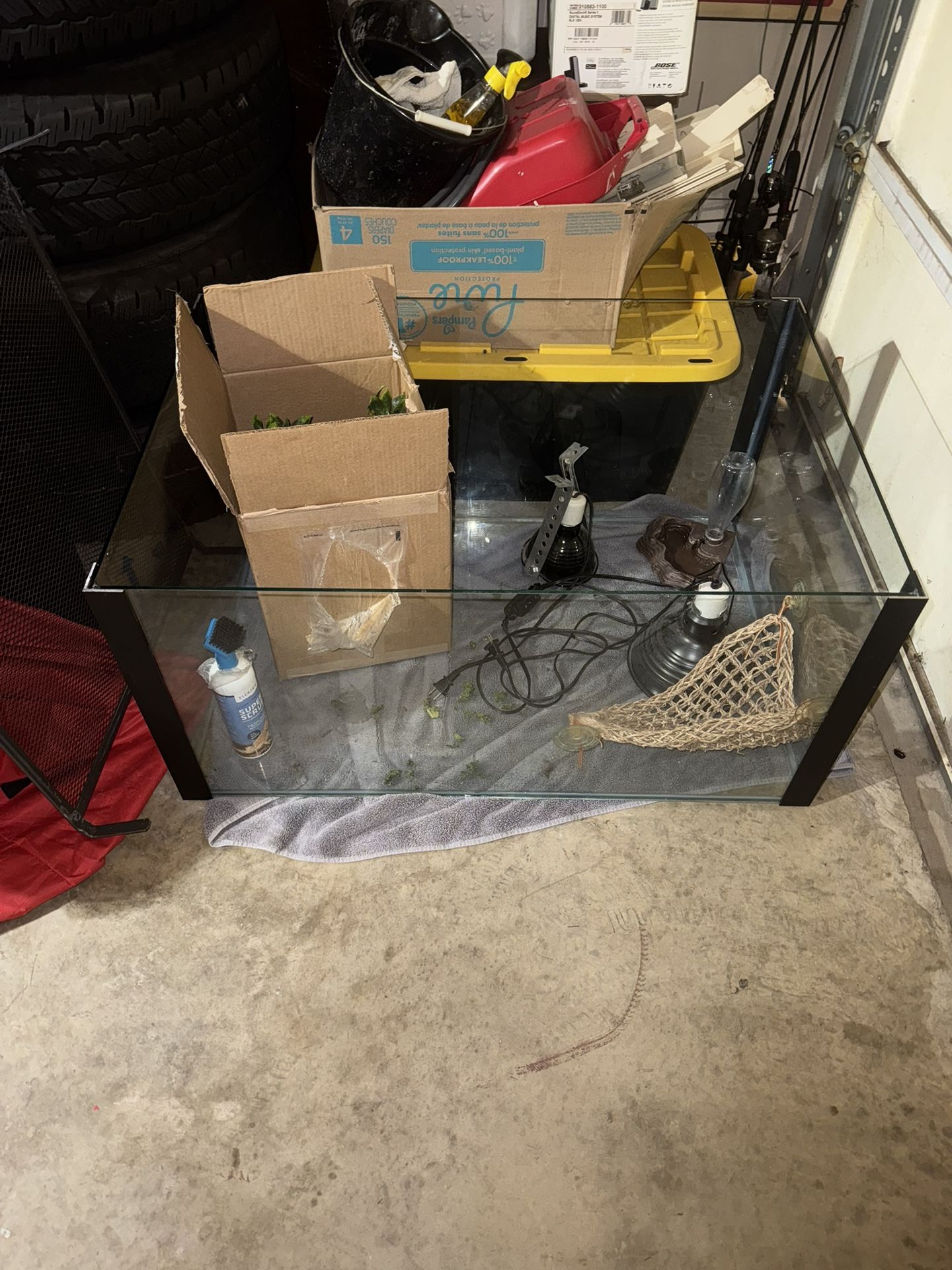 Reptile Tank (Bearded Dragon accessories)