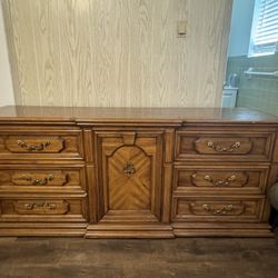 Solid Wood 9 Drawer Dresser