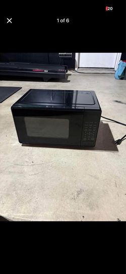 Mini Fridge and Microwave
