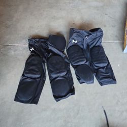 Under Armour Youth Football Pants Large And Medium 