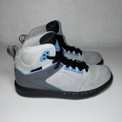 Nike Air Jordan Sixty Club Youth 6.5 Women’s 8 University Blue Basketball Shoe