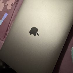 2022 MacBook Pro 13”