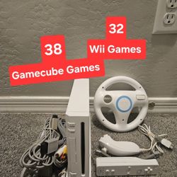 Nintendo Wii With GameCube Games 