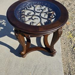 nice end table