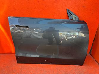 2020 2021 2022 2023 2024 TESLA MODEL Y RIGHT PASSENGER SIDE FRONT DOOR SHELL OEM