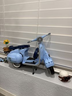 Lego Vespa With Book Box And Extra Pieces 
