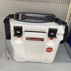 Moosejaw 25 Quart Ice Fort Hard Cooler with Microban,