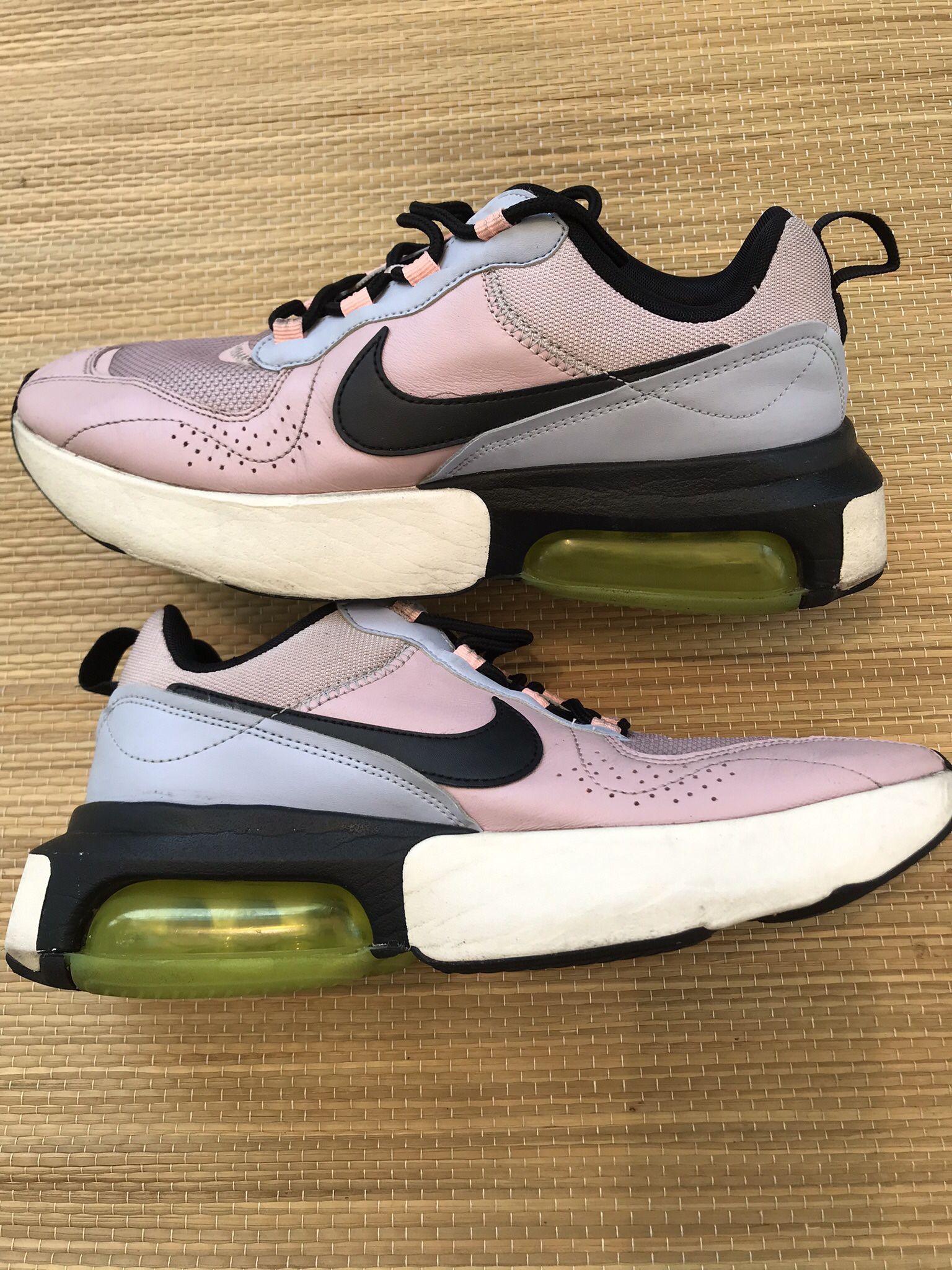 Nike Air Max Verona Plum Chalk Women Leather Size 10