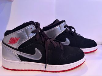 Air Jordan 1 Mid 'Johnny Kilroy'