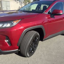 2021 Toyota Rav4 sport 