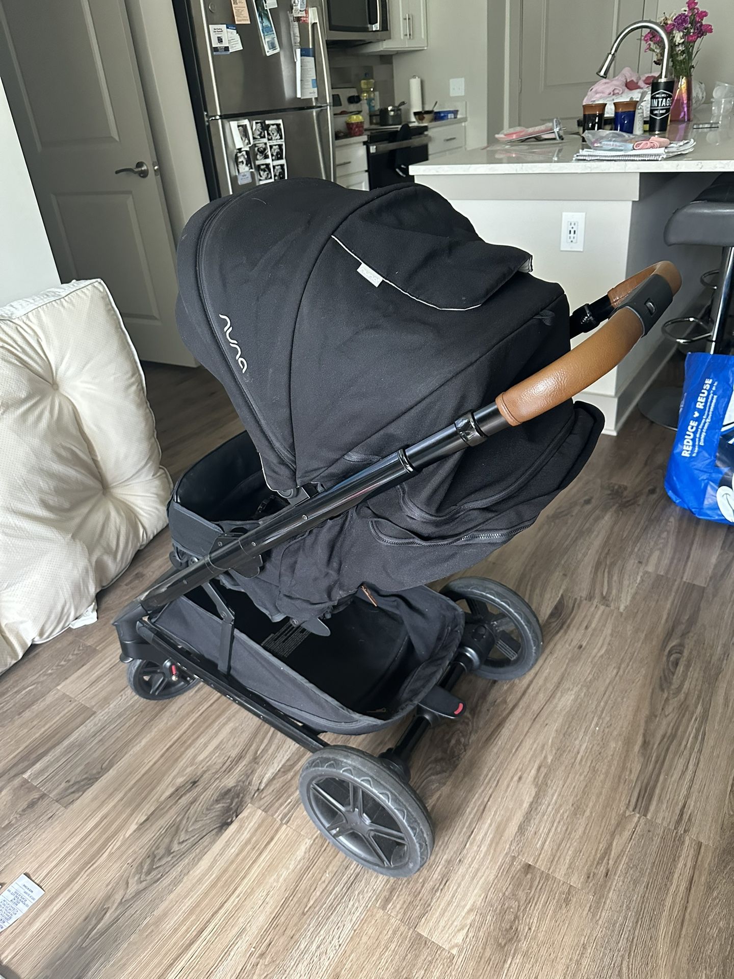 Nuna Tavo Stroller 