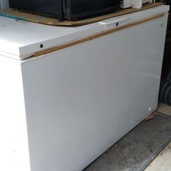 Large Frigidaire Freezer 