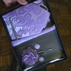 Men's Tie Kit Violet