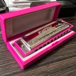 2 Harmonicas w/ Carrying Cases - Fender Midnight Blues D Key & Pink Silver East Top Blues C Key