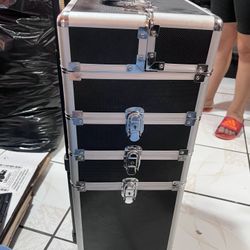 4 In One Rolling Makeup Train 
