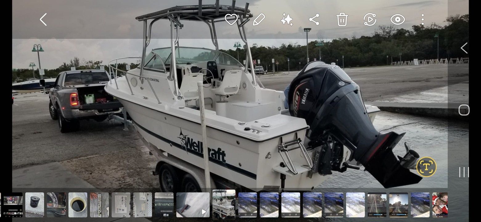 Boats 21.5ft  Yamaha Vmax 80hour