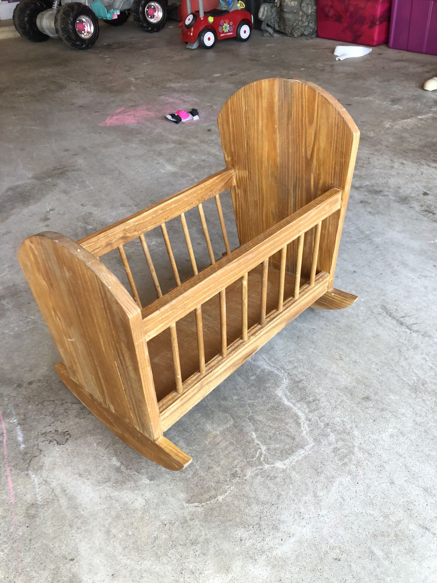 Custom Wood Rocker Basinet