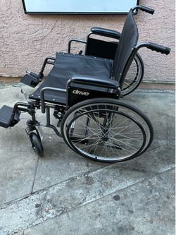 Oversized wheelchair 27” wide 700 lbs
