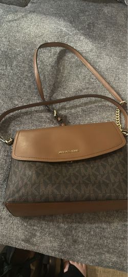 Michael Kors hand bag
