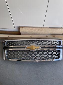 2015 To 2020 Chevy Tahoe/Saburban Front Grill Original GM Parts