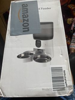 Pet Feeder 