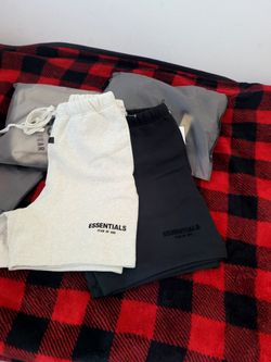 Shorts essentials