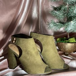 Olive Slip Toe Heels 
