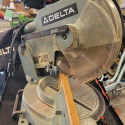 Delta 10" Miter Saw