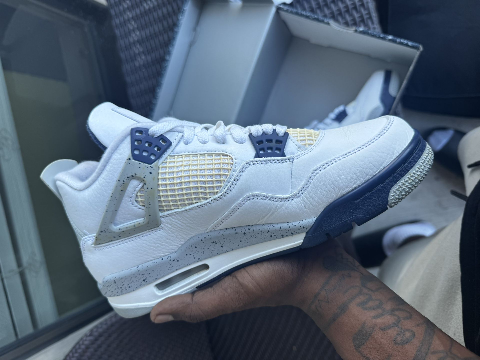 Midnight Navy 4s
