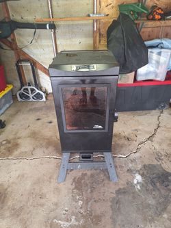 Masterbuilt electric smoker with remote