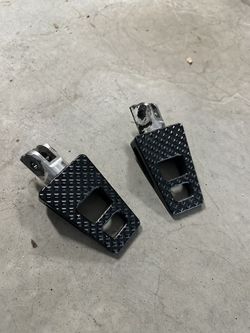 Thrashin P-54 Footpeg Softail M8