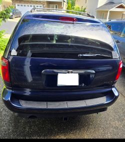 2005 Chrysler Town & Country