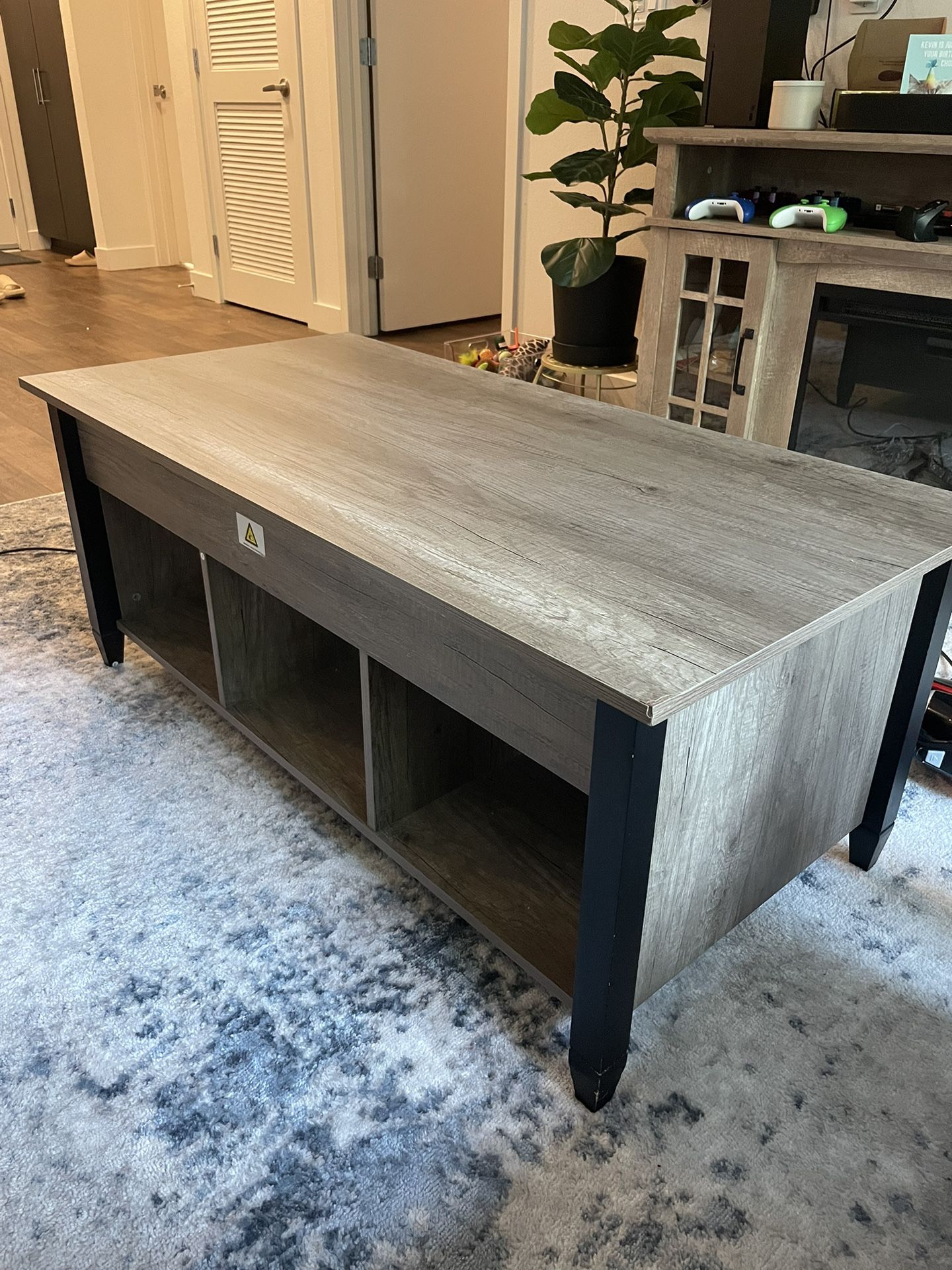 Lift coffee table 