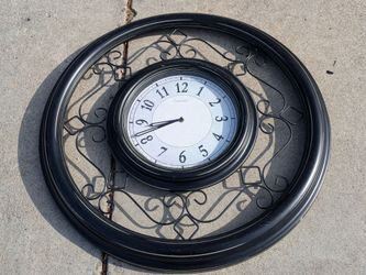 Nice 30" Chaney Wall Quartz Clock