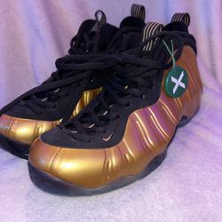 Nike Air Foamposite One Metallic Gold ( 11M Used Like New)