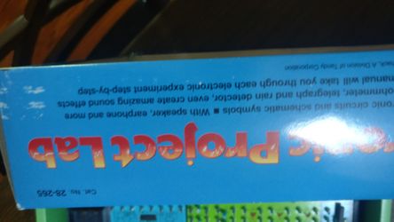 200 project circuits board ages 10 or older