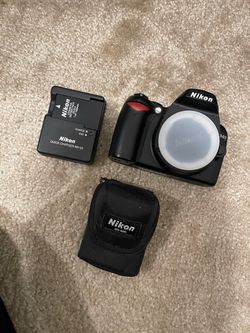 Nikon D40 camera